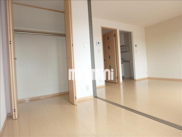 その他部屋・スペース　フローリングでお掃除のしやすいお部屋です。