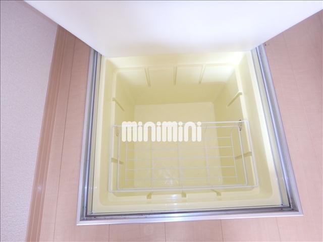 その他部屋・スペース　床下収納あります。