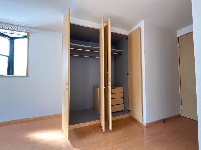 収納　クローゼット