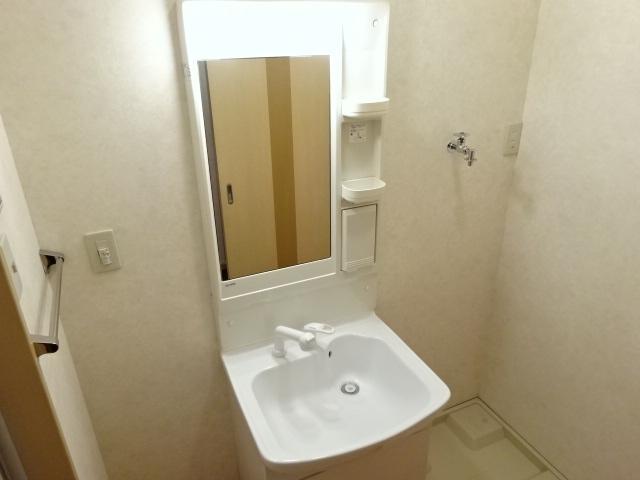 洗面設備　洗髪洗面化粧台