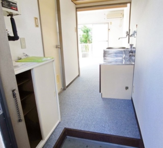 玄関　他部屋参考。