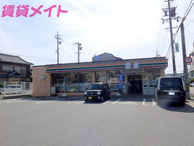 コンビニ　セブンイレブン 桑名外堀店（コンビニ）まで200m