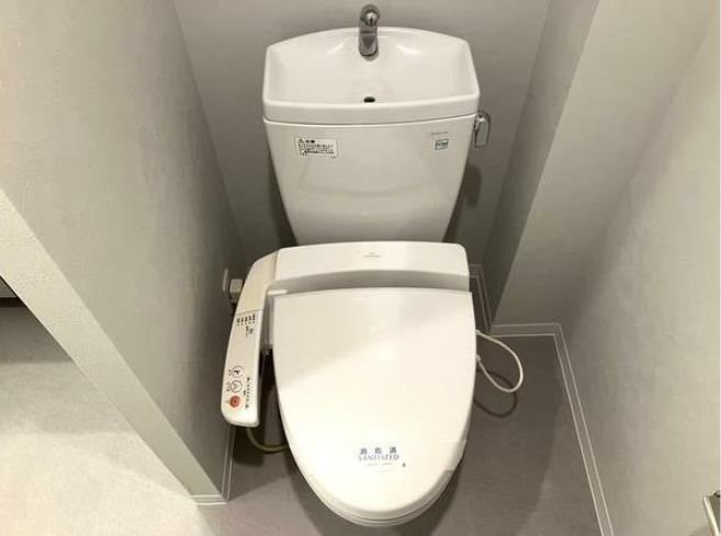 トイレ　同仕様参考写真