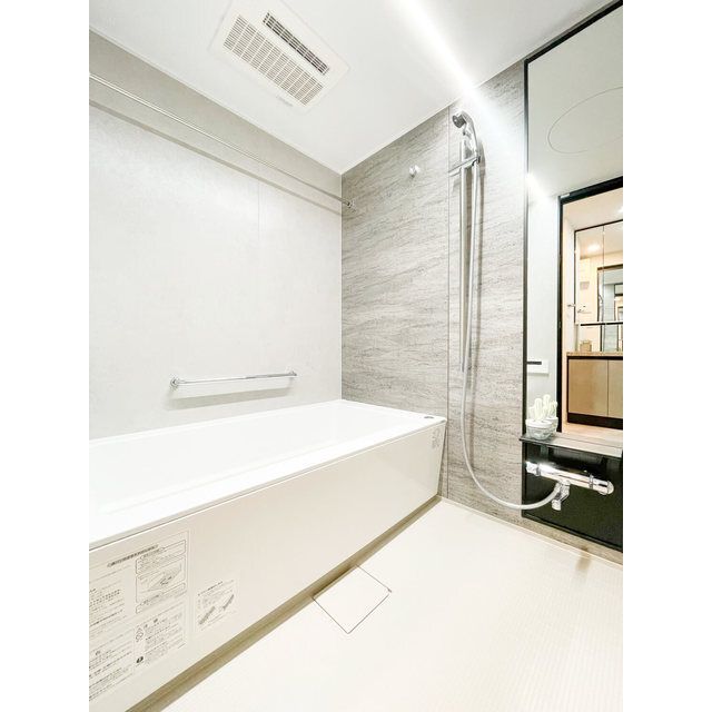 バス・シャワールーム　※家具家電配置例モデルルーム参考写真 　現状優先