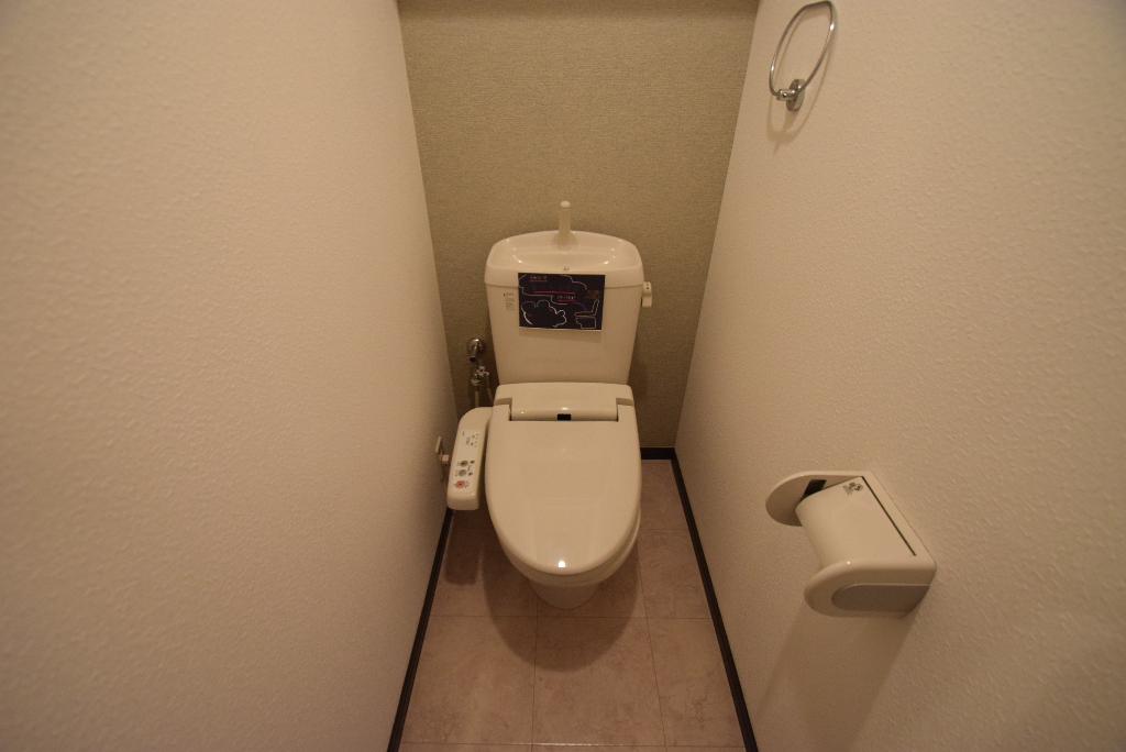 トイレ　シャワー付トイレ