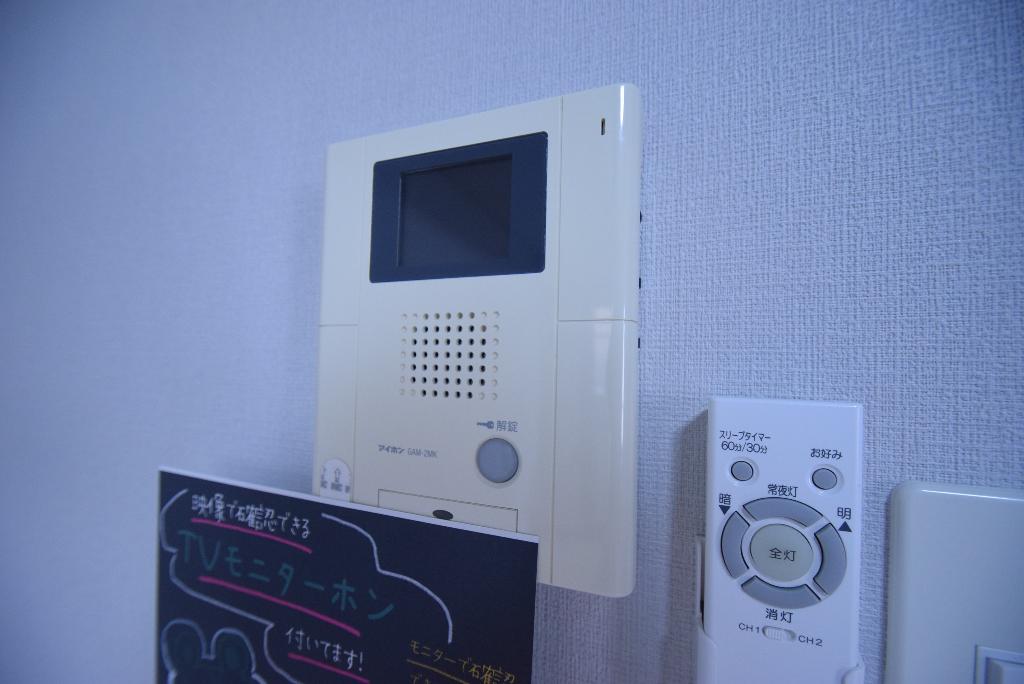セキュリティ　カメラ付インターホン