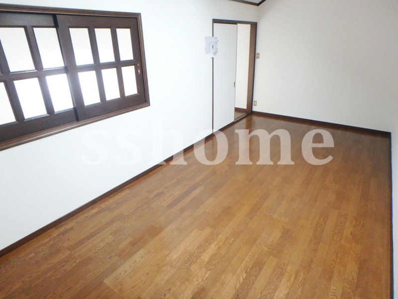 その他部屋・スペース　広々9帖の洋室☆