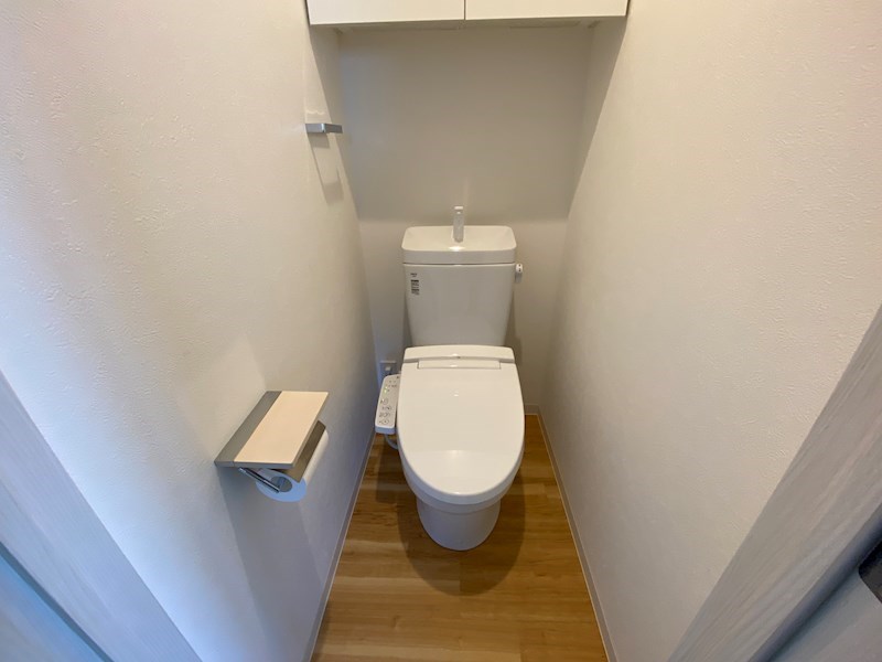 芦屋リバーウエストマンションのトイレ写真
