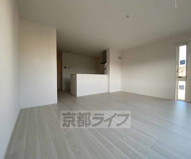 居室・リビング　２０２６年築、設備充実物件！