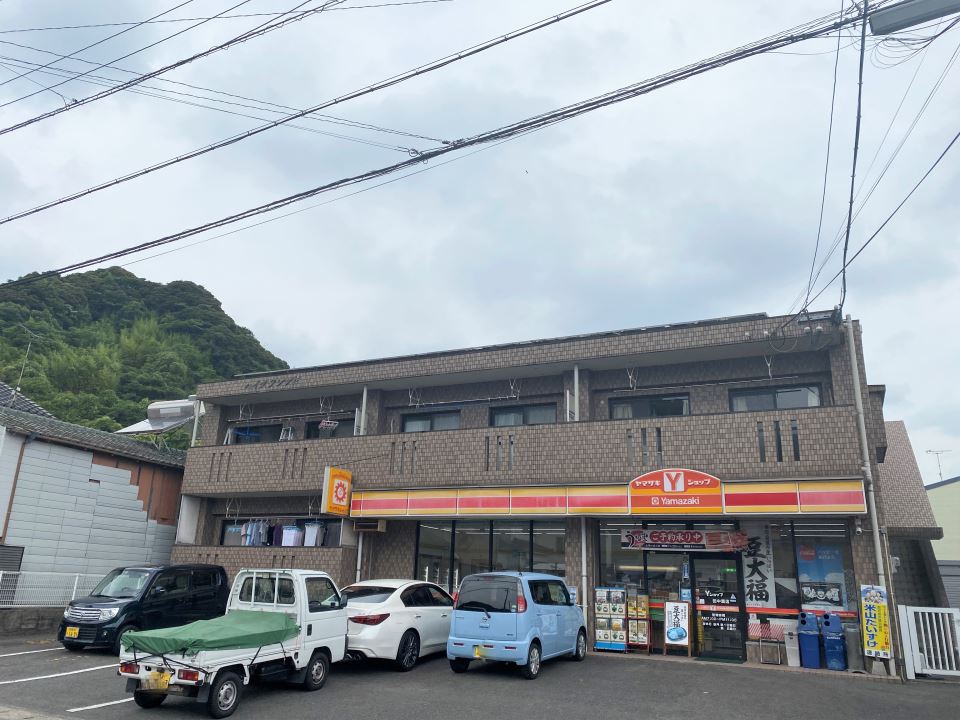 コンビニ　ヤマザキＹショップ田中（コンビニ）まで400m