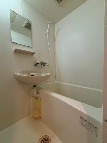 バス・シャワールーム　お風呂です