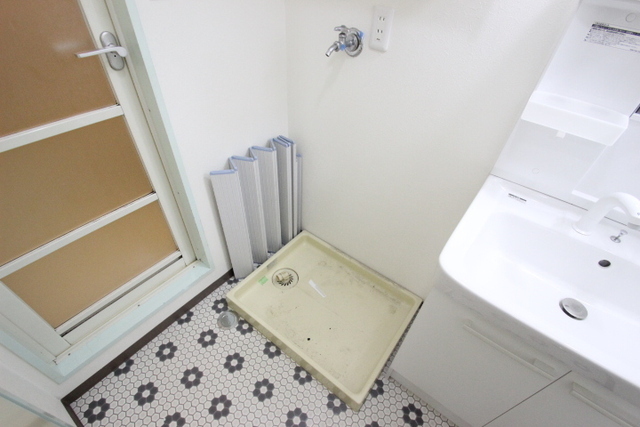 洗面設備　室内洗濯機置場