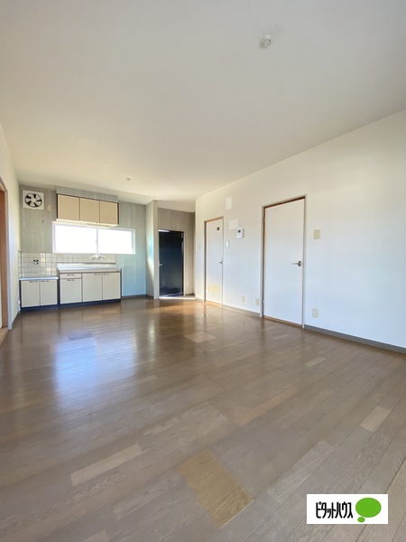 居室・リビング　４０２