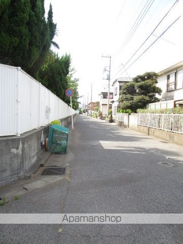 その他　周辺道路（その他）まで1m