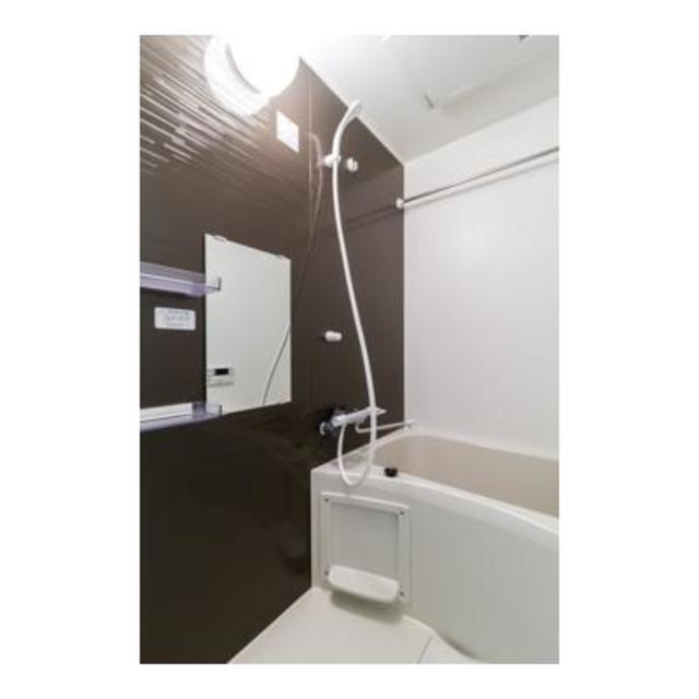 バス・シャワールーム　※写真は同タイプ住戸です。