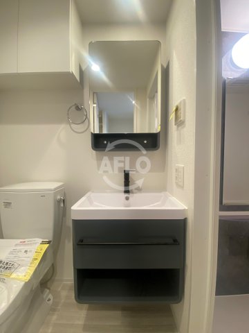 洗面設備　セレニテ本町リアン　独立洗面台