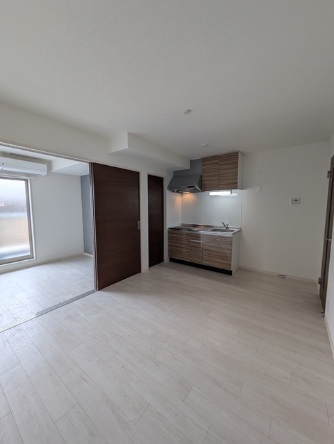 居室・リビング　※２０２号の室内写真です。