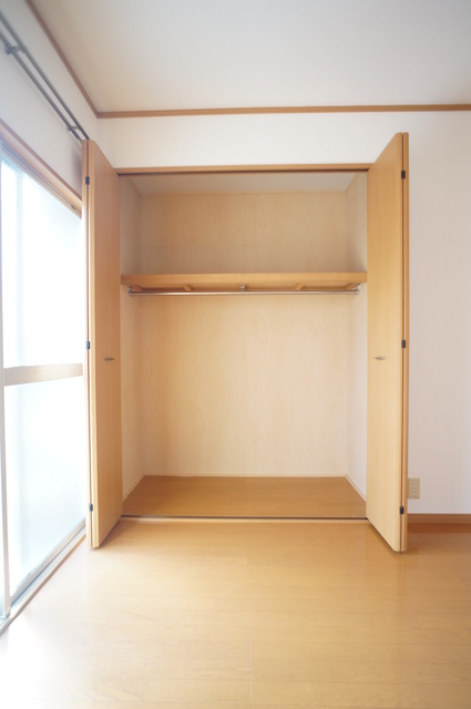 収納　洋室６帖　クローゼット