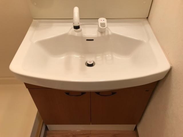 洗面設備　洗髪洗面化粧台