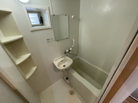 バス・シャワールーム　清潔感のある快適バスルーム♪
