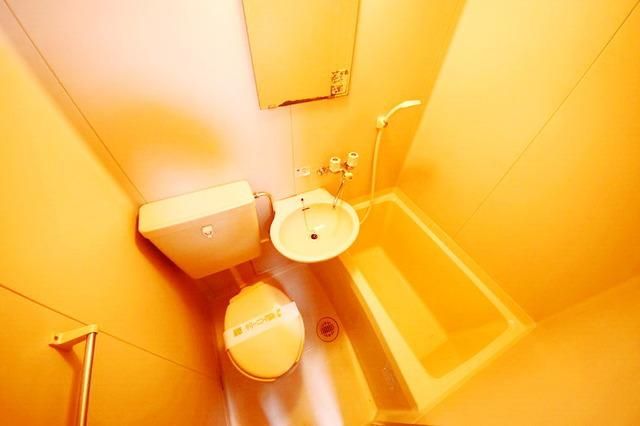 バス・シャワールーム　★広々としたお風呂です★