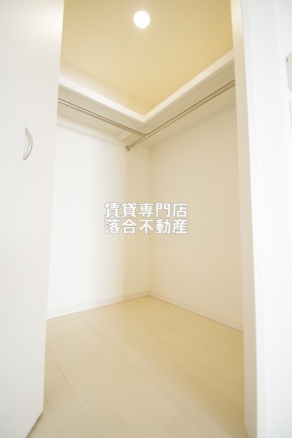 収納　たっぷり◎便利なウォークインクローゼット♪