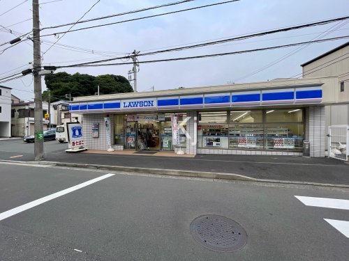 コンビニ　ローソン 横浜八幡町店（コンビニ）まで461m