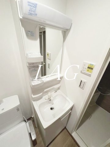 洗面設備　独立洗面台です。