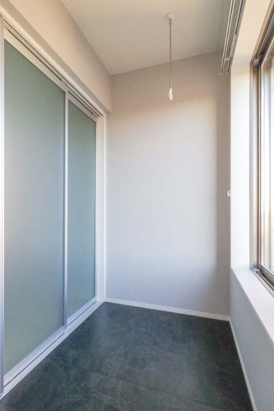 バルコニー　図面と現状に相違がある場合には現状を優先