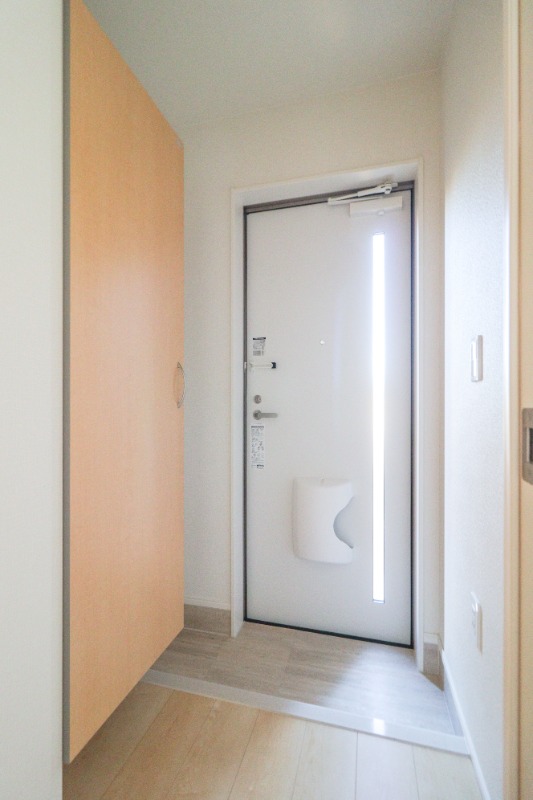 玄関　図面と現状に相違がある場合には現状を優先