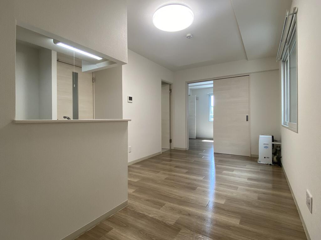 居室・リビング　他号室