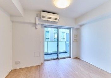 居室・リビング　写真は同タイプ住居です。