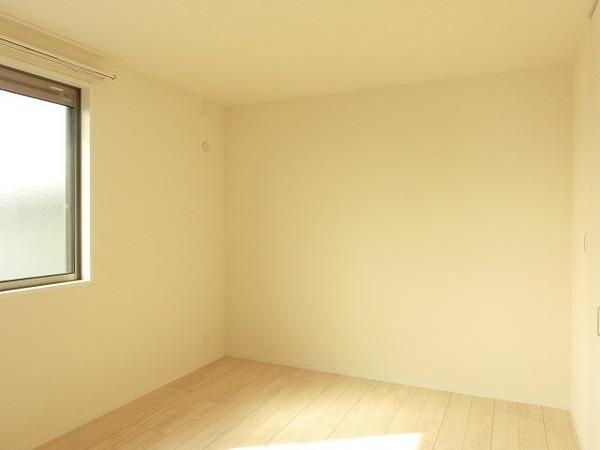 その他部屋・スペース　明るい洋室！