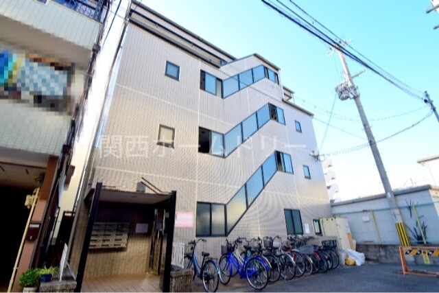 建物外観　外観写真（昼）