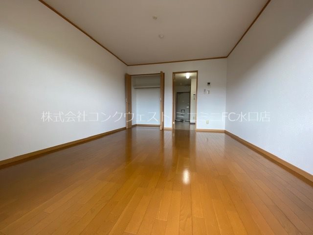 その他部屋・スペース　洋室10.5帖の大空間