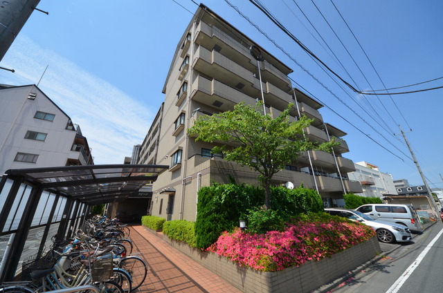 建物外観　★緑の多い、住みよいエリアに建つマンション★
