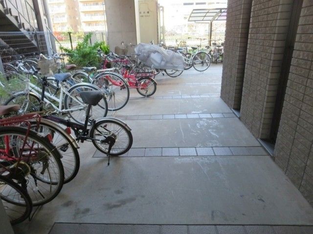 駐車場　駐輪場