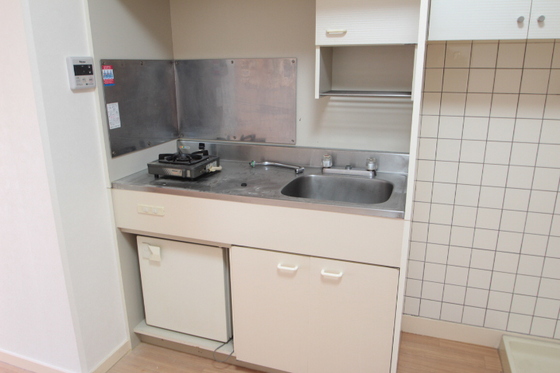 キッチン　※別部屋の写真です