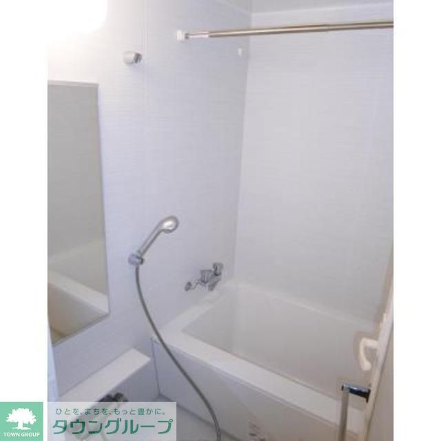 バス・シャワールーム　※写真は同タイプ住戸です。