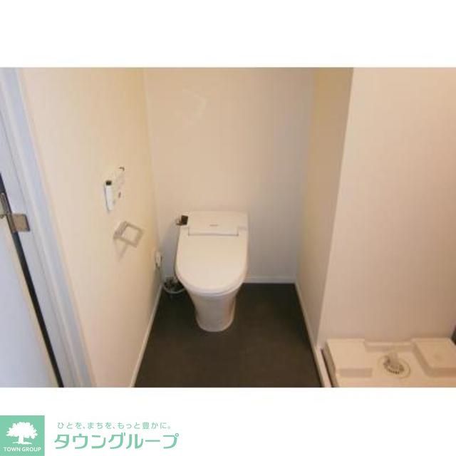 トイレ　※写真は同タイプ住戸です。