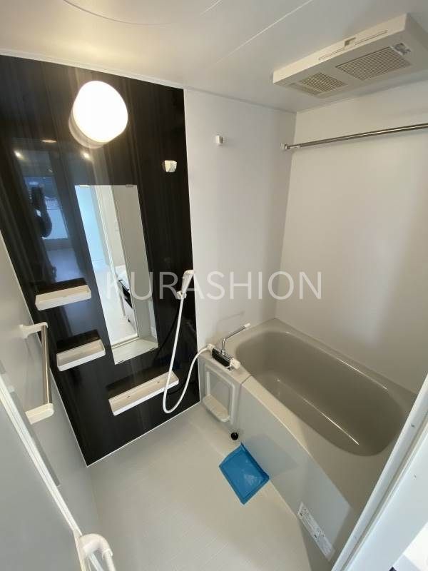 バス・シャワールーム　写真は６号室タイプのものになります。