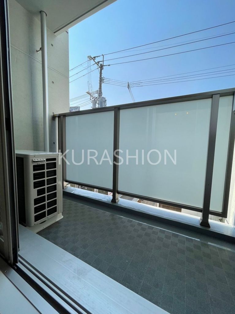 バルコニー　写真は６号室タイプのものになります。