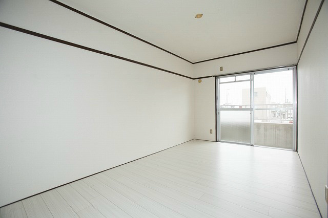 居室・リビング　※他部屋参照、現況優先