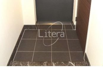 玄関　参考写真