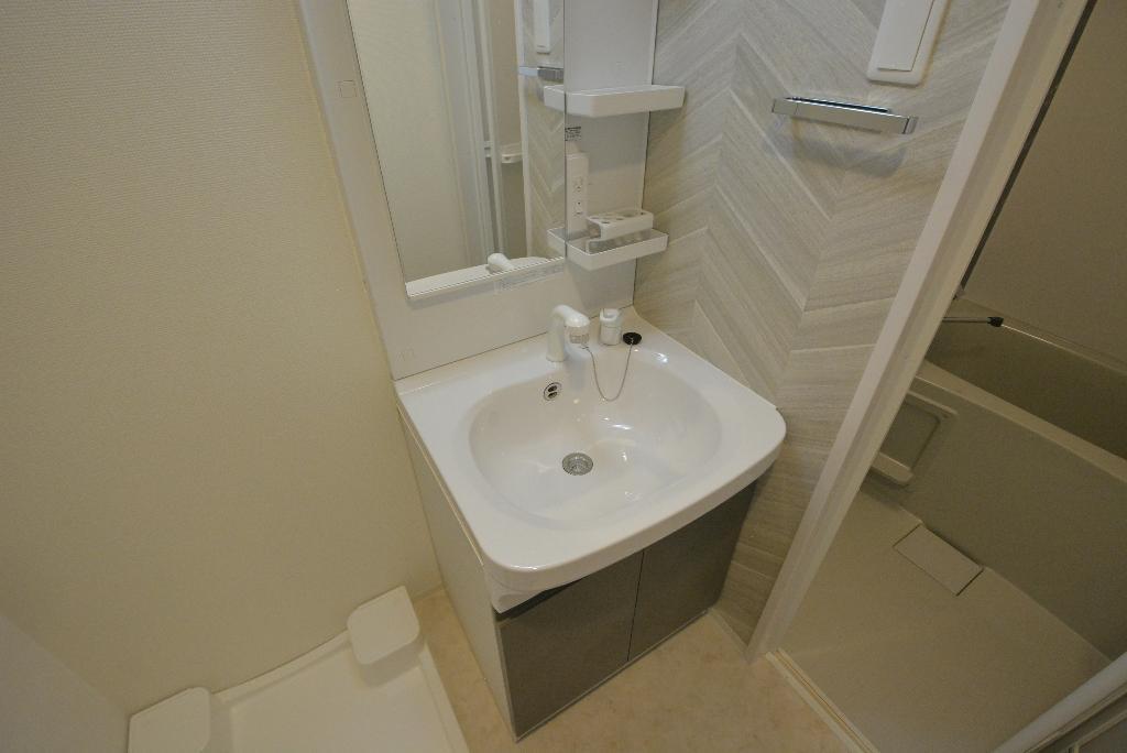 洗面設備　洗髪洗面化粧台