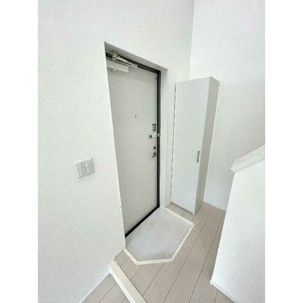 玄関　収納もある玄関です