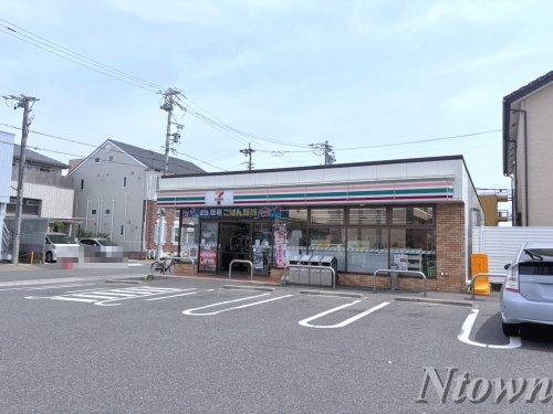コンビニ　セブンイレブン 名古屋豊国通烏森店（コンビニ）まで795m