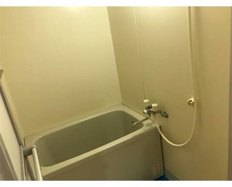 バス・シャワールーム　嬉しい追い焚き付きです♪