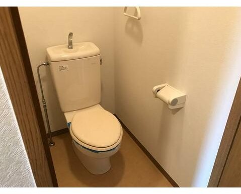 トイレ　清潔感のある水回り♪