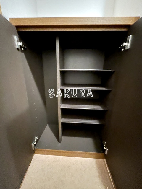 玄関　便利なカウンター型シューズボックス♪